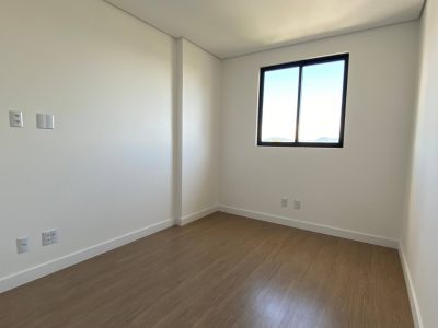 Apartamento com 2 dormitórios no Smart São João