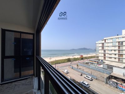 Apartamento com 3 suítes no Sunrise Praia Brava