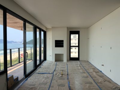 Apartamento à venda com 145m², 3 quartos, 3 suítes, 2 vagas no bairro Praia Brava em Itajaí